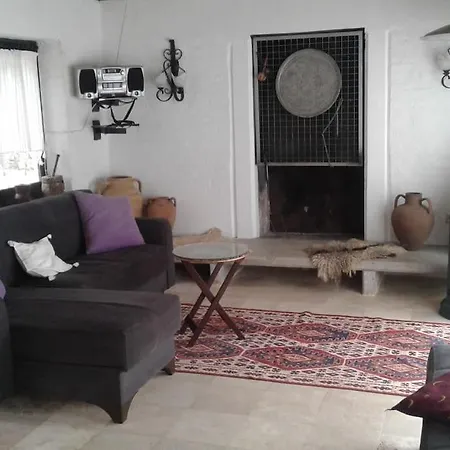 Tonoz Holiday home